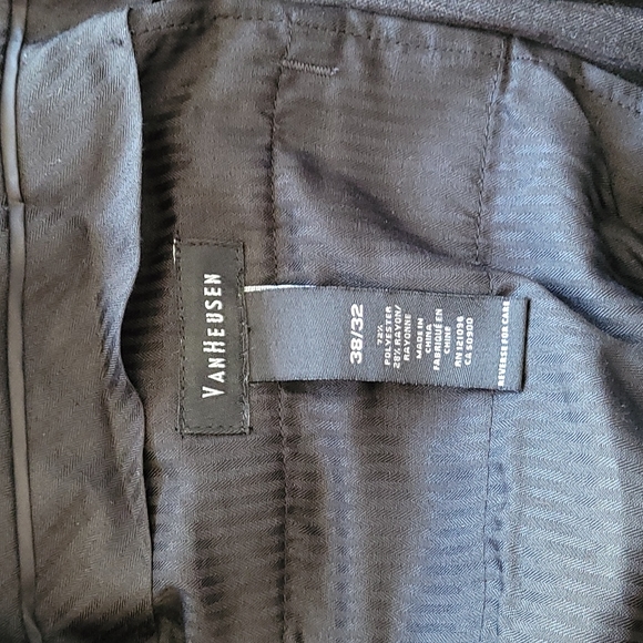 Van Heusen slacks - Picture 5 of 5